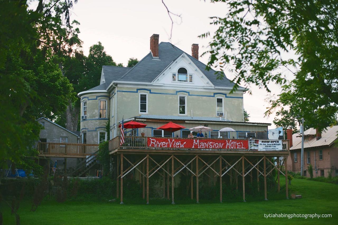 Riverview Mansion Hotel Golconda ภายนอก รูปภาพ